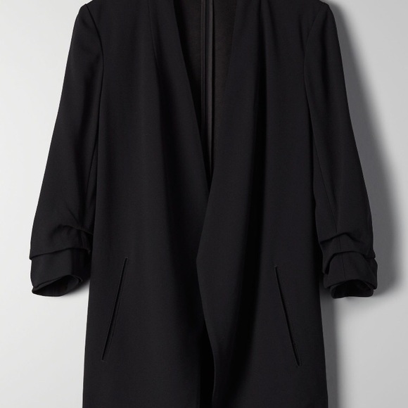 *SOLD* Aritzia Babaton Power Blazer - Picture 4 of 5